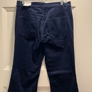 NWT Navy Corduroy Loft Pants - Classic Style with slim flare/high rise. Size 8